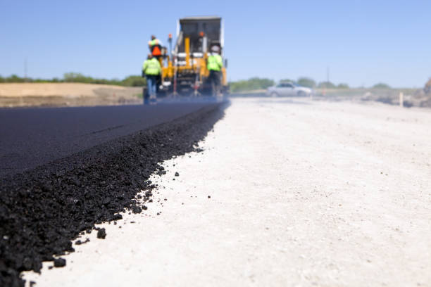 Best Driveway Paving Contractor  in Bayside Gardens, OR