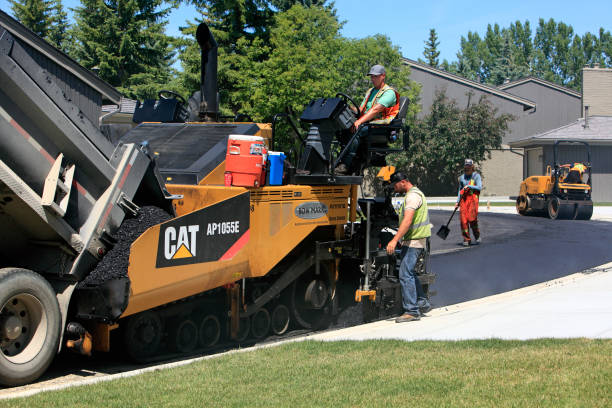 Best Residential Driveway Paver Services  in Bayside Gardens, OR